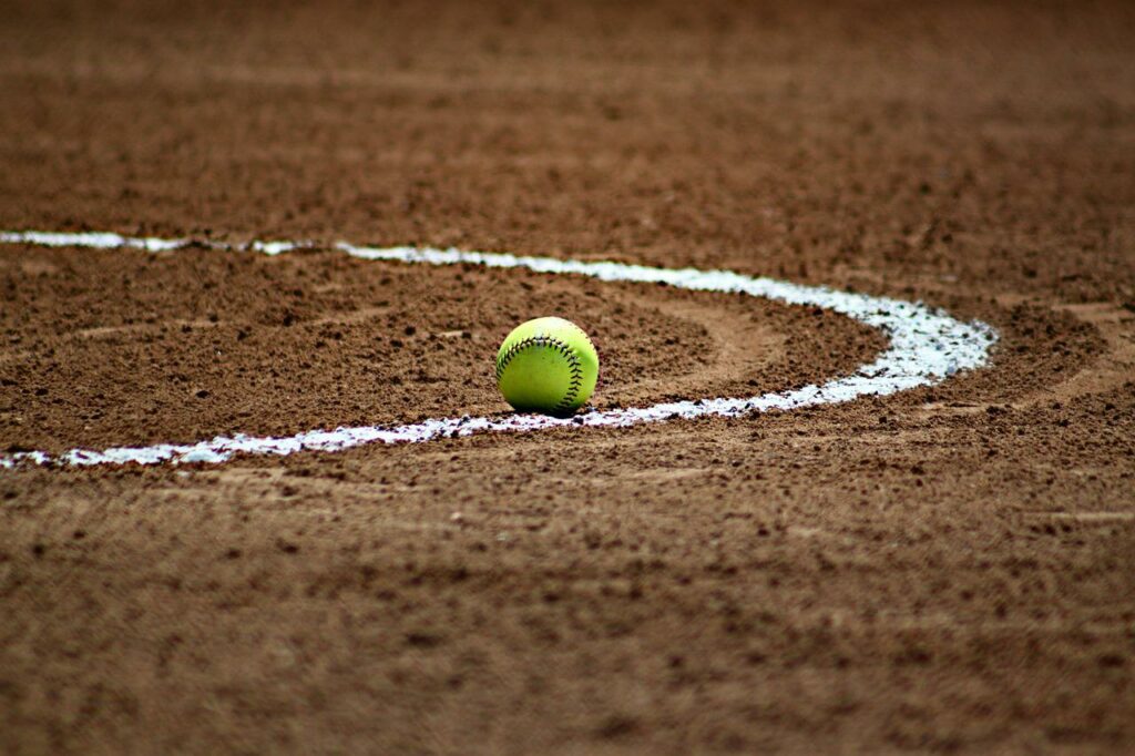 softball, baseball, ball-372979.jpg